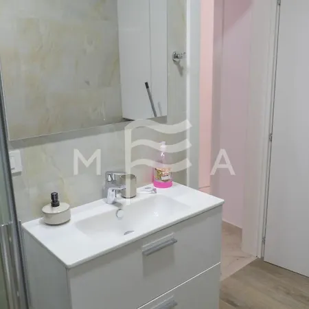 Nicely Equipped With Sea-view 693 دراس